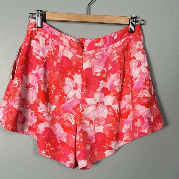Do + Be Floral Pleated Short size M - Picture 3 of 12
